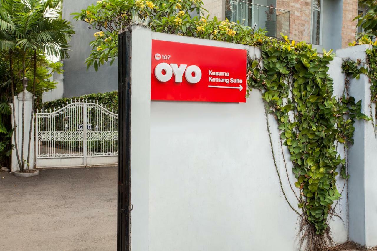 ג'קרטה Oyo 107 Kusuma Kemang Suite מראה חיצוני תמונה
