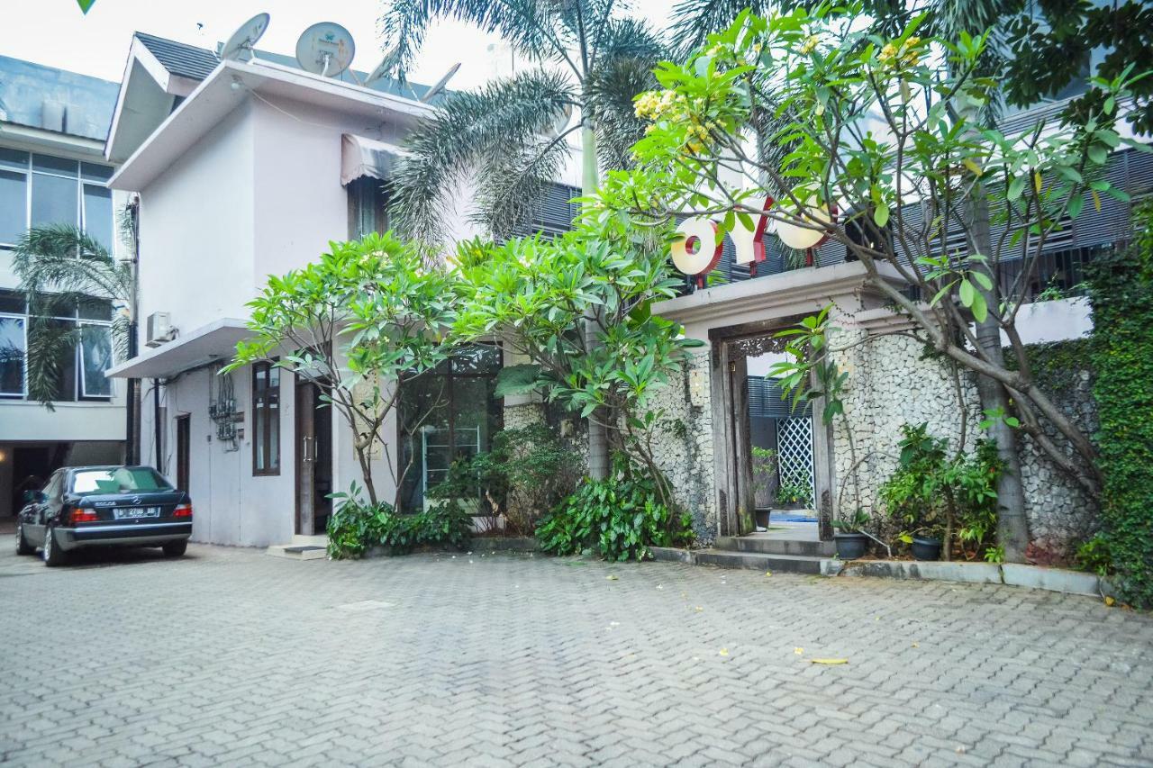 ג'קרטה Oyo 107 Kusuma Kemang Suite מראה חיצוני תמונה