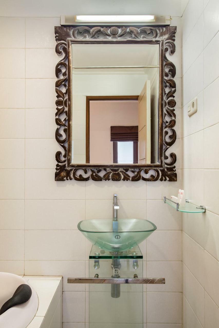 ג'קרטה Oyo 107 Kusuma Kemang Suite מראה חיצוני תמונה